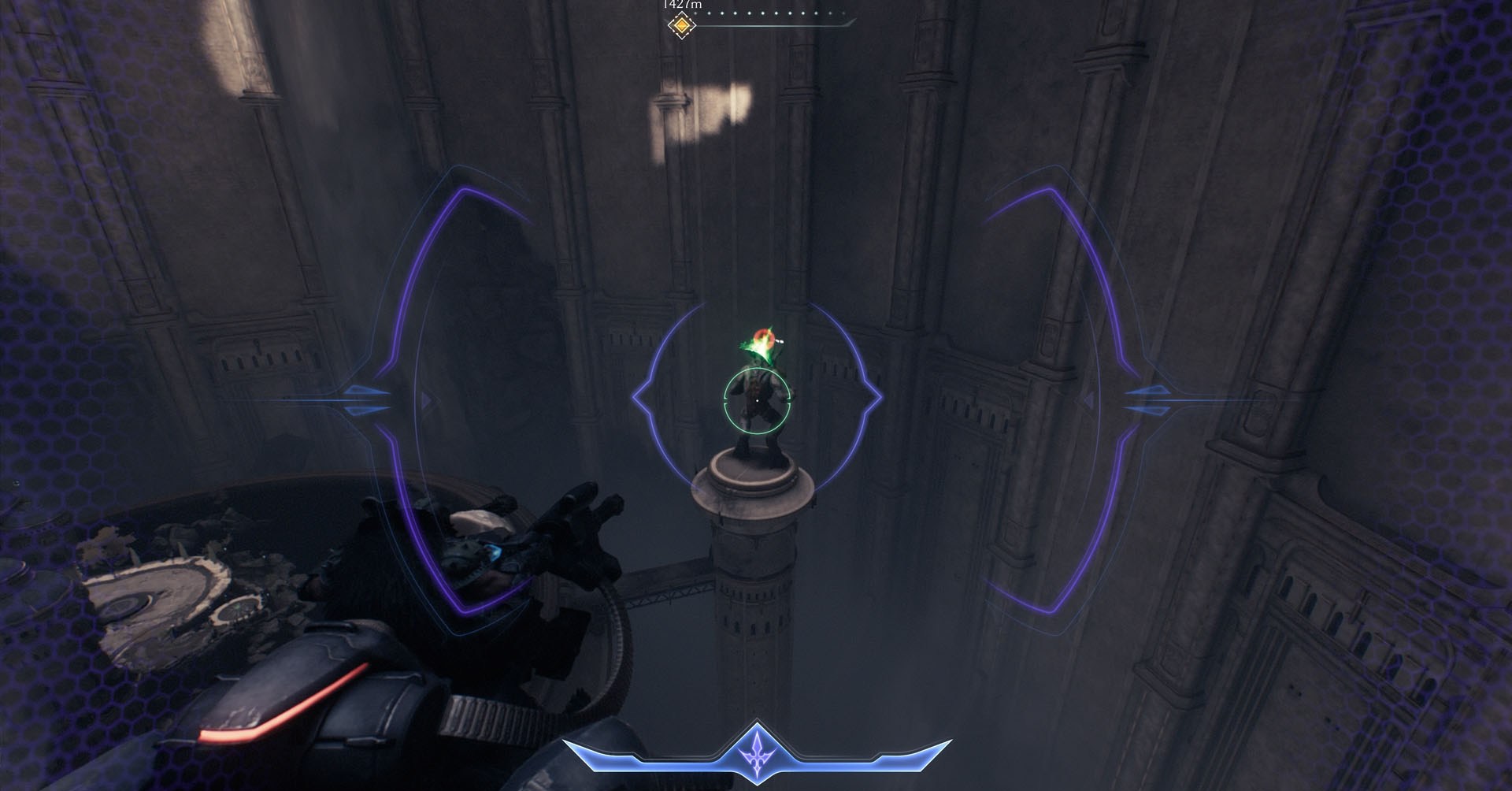 A imagem mostra um HUD que aparece quando você mira com seu dragão em Doom: a idade das trevas. O objetivo está trancado a um titã que está protegendo o segundo ponto de pouso secreto no capítulo 5