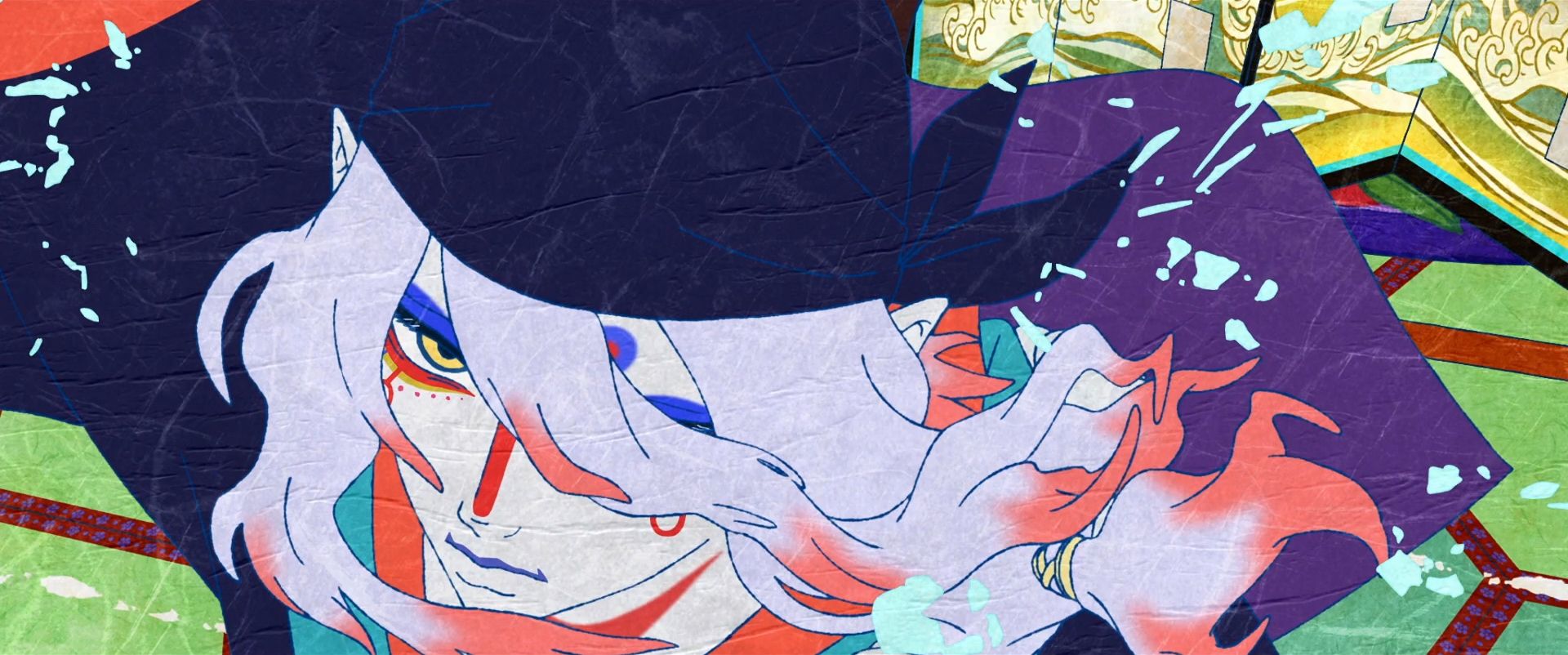 Um homem pálido com olhos dourados e cabelos brancos corre para a frente. De Mononoke: As cinzas da raiva na Netflix.