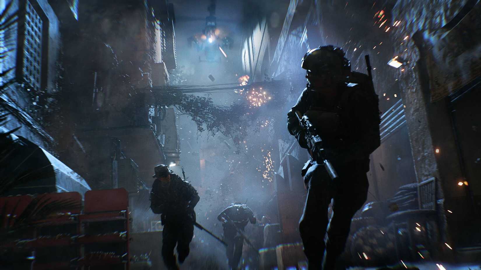 Três soldados no Battlefield 6 correndo por um beco escuro em direção à câmera, encolhendo-se diante das explosões acima.