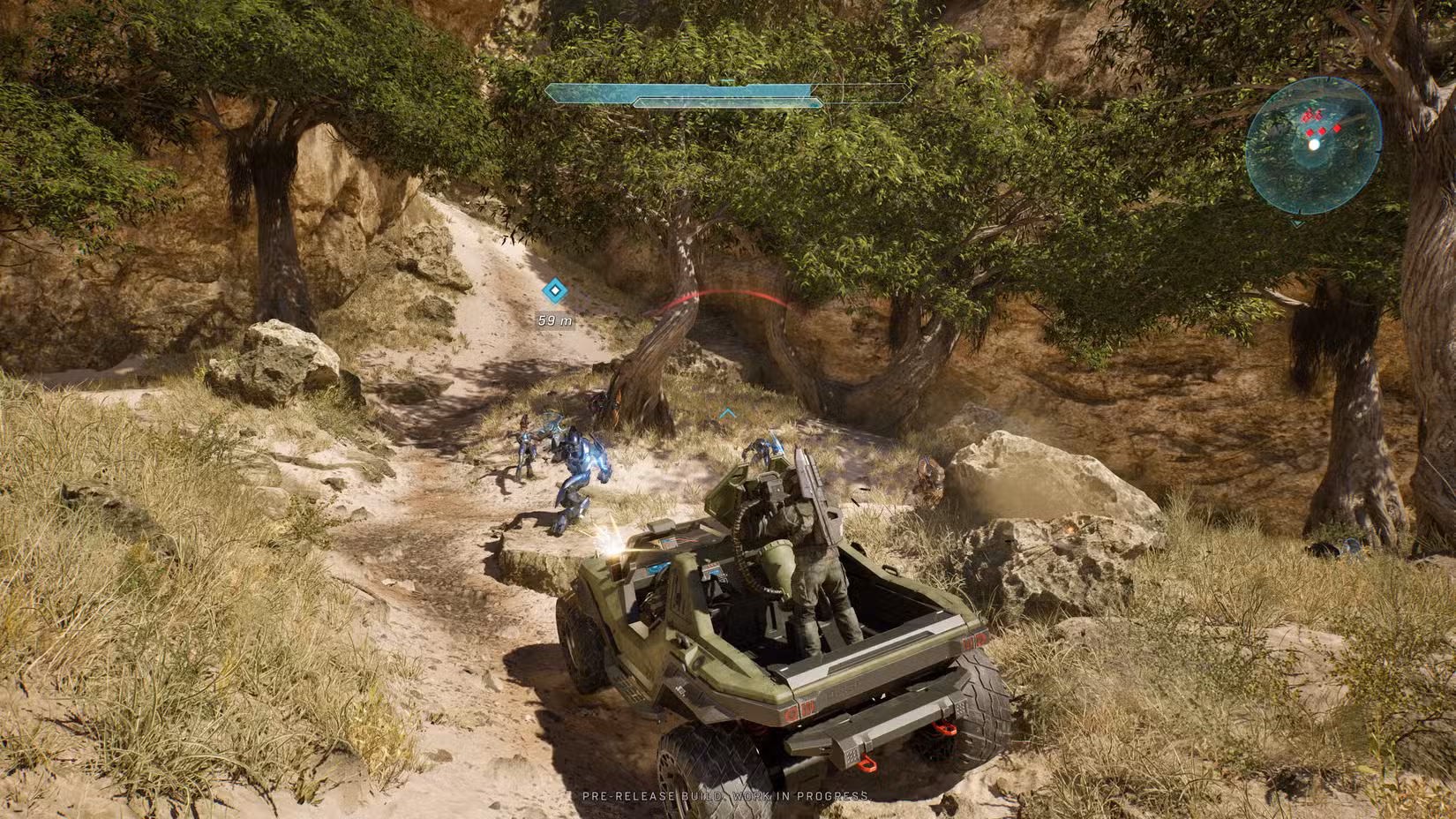 Master Chief dirige um Warthog no Silent Cartographer em Halo Campaign Evolved