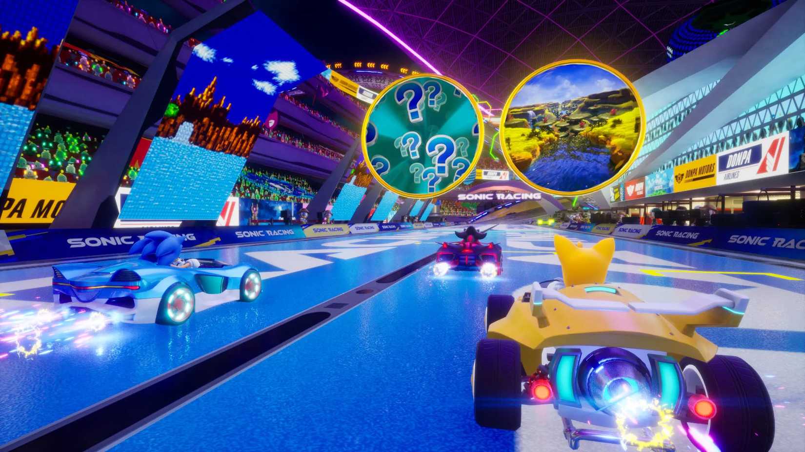 Uma captura de tela de Sonic: CrossWorlds mostrando os personagens enfrentando dois Travel Rings