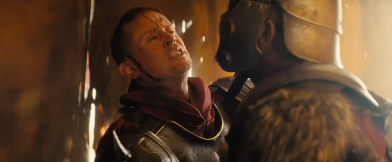 Legado de Macaulay Culkin esfaqueando outro membro da Legião na 2ª temporada de Fallout