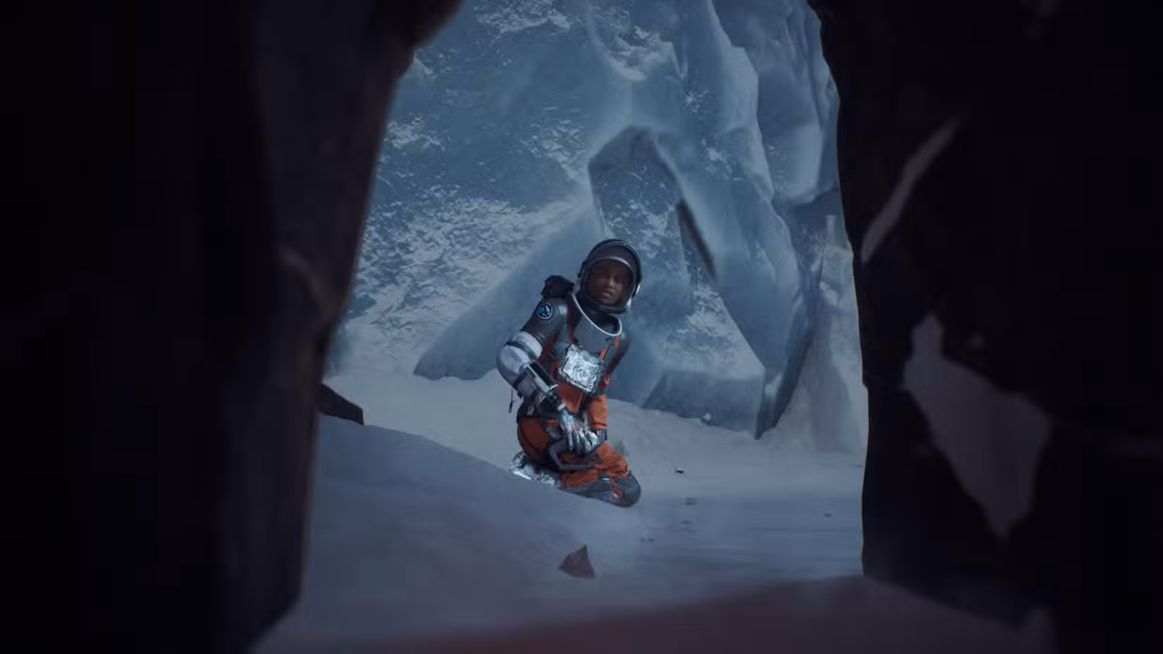 A astronauta da ESA, Ariane, olhando para a câmera assustada em uma captura de tela do jogo de aventura espacial Aphelion