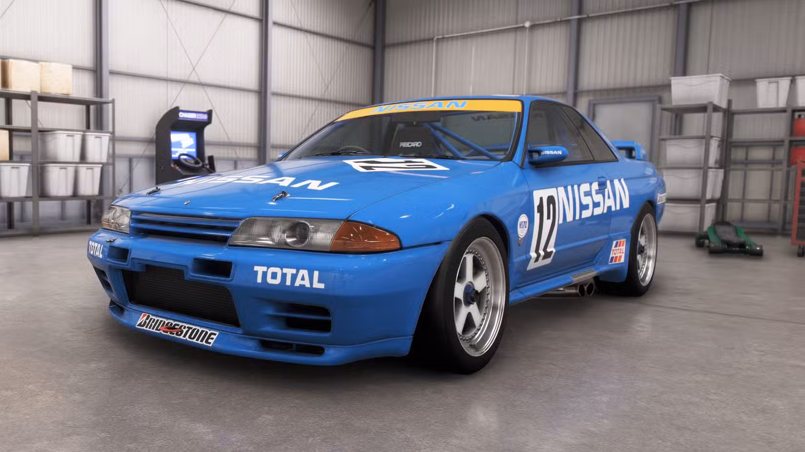 O Nissan #12 Skyline GT-R (BNR32 GR.A) JTC, um carro de corrida azul, no Forza Horizon 6.