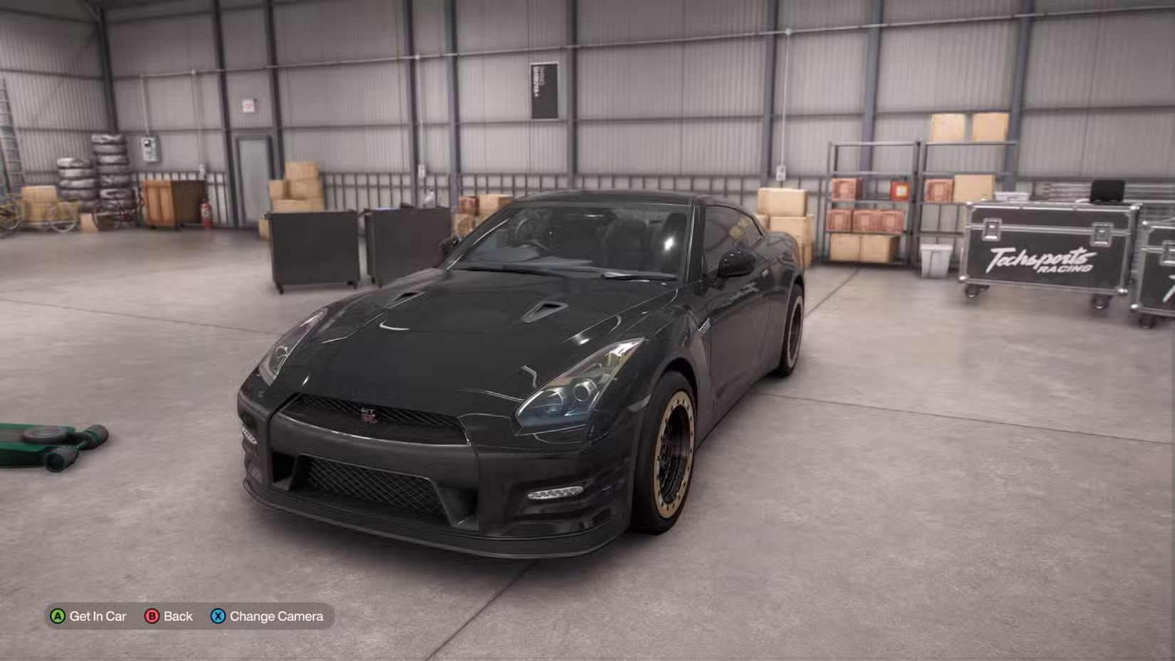 O Nissan GT-R Black R35 na garagem do Forza Horizon 6.