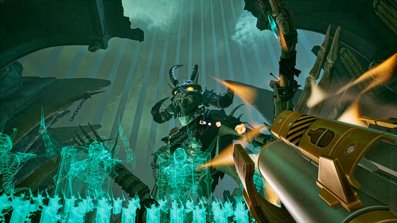 Os jogadores lutam contra um chefe de nível final em Serious Sam: Shatterverse