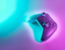 red xbox one game controller