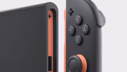 Um close de um Switch 2 com o Joy-Con 2 desconectado