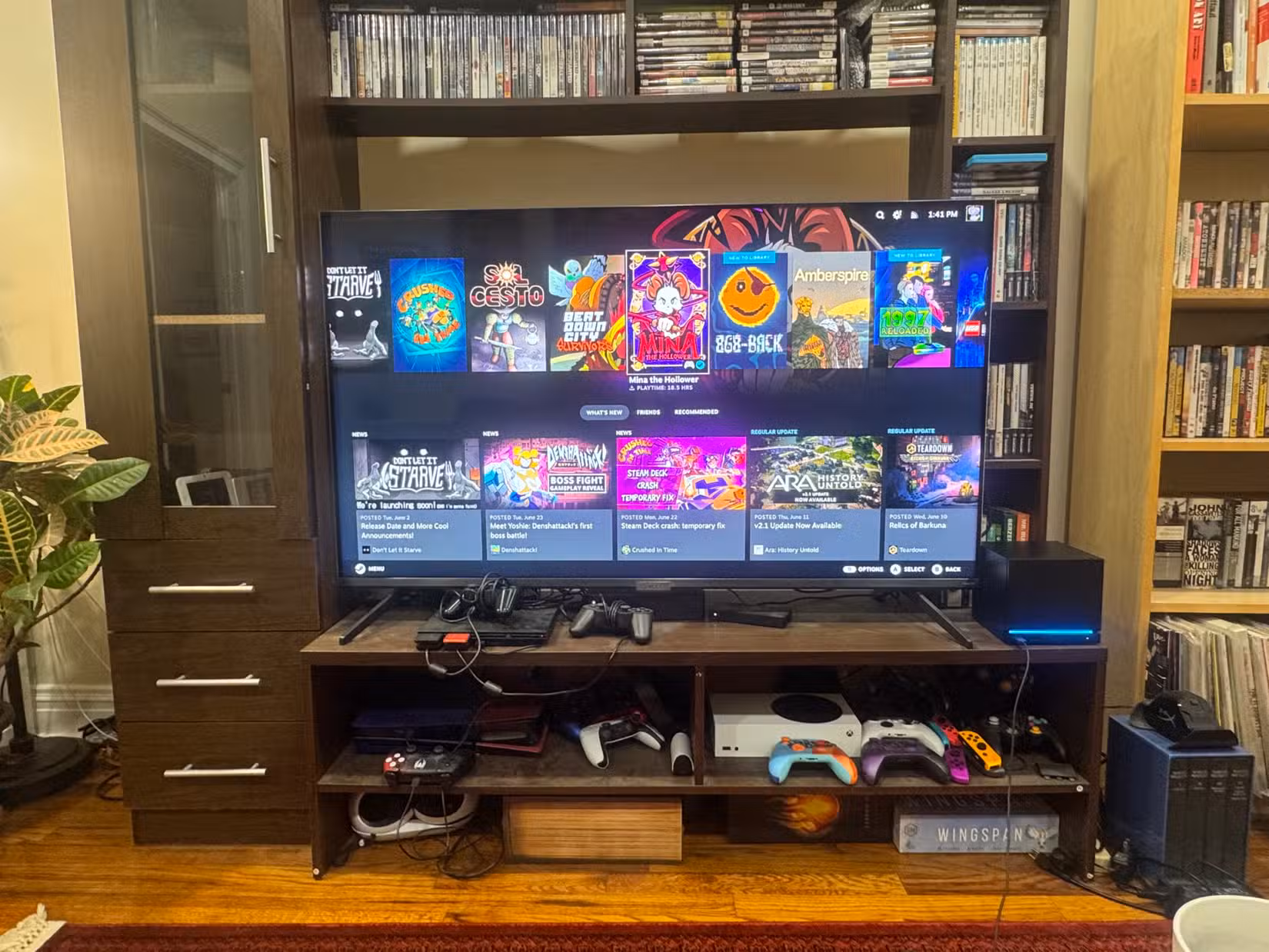 SteamOS aparece em uma TV conectada a uma Steam Machine.