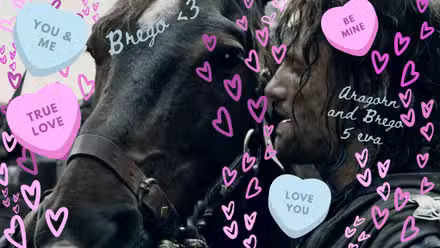 Fotomontagem de Aragorn do filme O Senhor dos Anéis com corações e adesivos desenhados à mão
