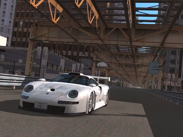 Captura de tela do Project Gotham Racing 2 com um carro branco