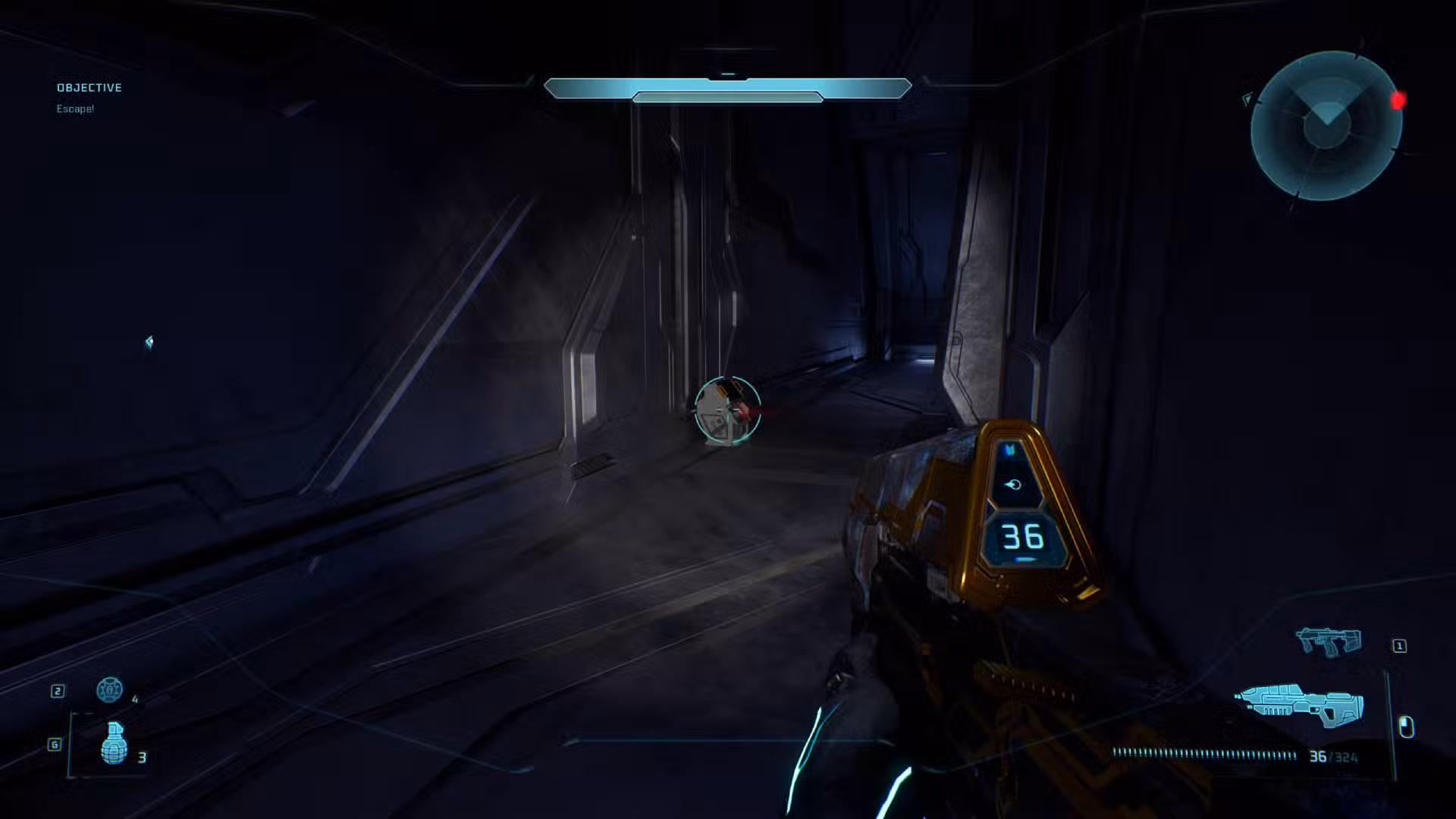 O jogador em Halo: Campaign Evolved olhando para o terminal Tangent II.