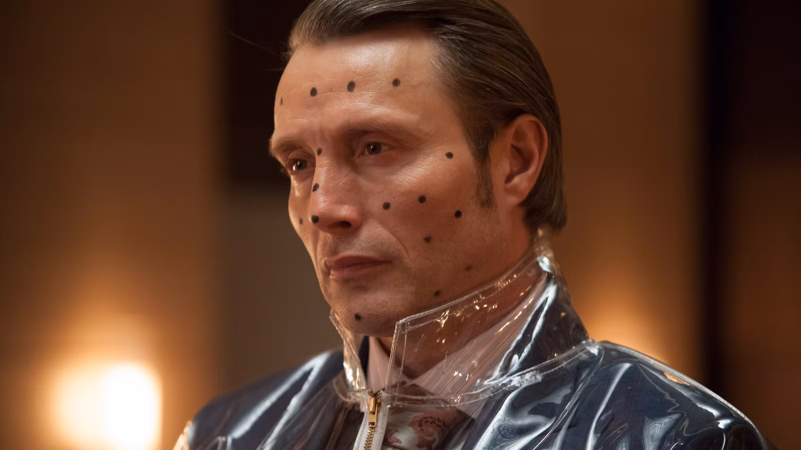 O thriller psicológico em três partes de Mads Mikkelsen é uma obra-prima de arrepiar que você assistirá em 1 semana
