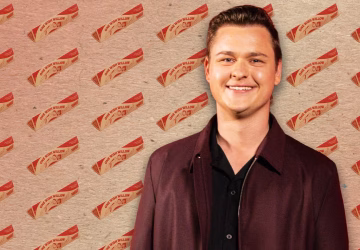 Cooper Tomlinson, de Obsession, faz pedidos questionáveis antes do lançamento no streaming