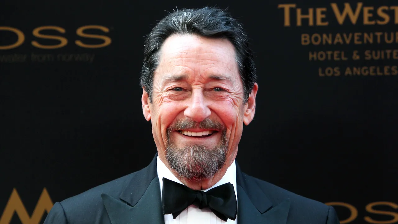 Peter Cullen, voz de Optimus Prime em Transformers, morre aos 85 anos
