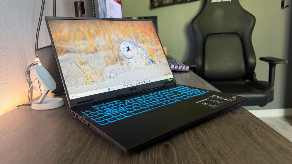 Asus TUF Gaming A16: o notebook gamer equilibrado que se destacou no teste da PC Gamer