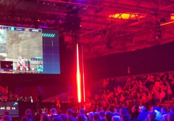 CS2 em campeonato presencial: a experiência que os torneios online não entregam