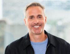 Ex-chefe de Halo assume comando da Wizards of the Coast e dos games da Hasbro