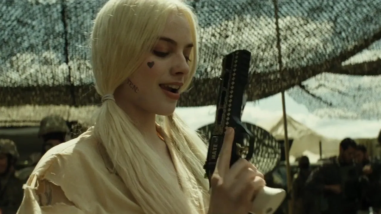Gunn diz que futuro da Arlequina de Margot Robbie no DCU depende da própria atriz