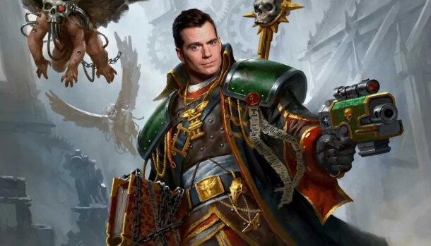 Mike Flanagan diz que adaptar Warhammer 40.000 para TV é brutalmente difícil