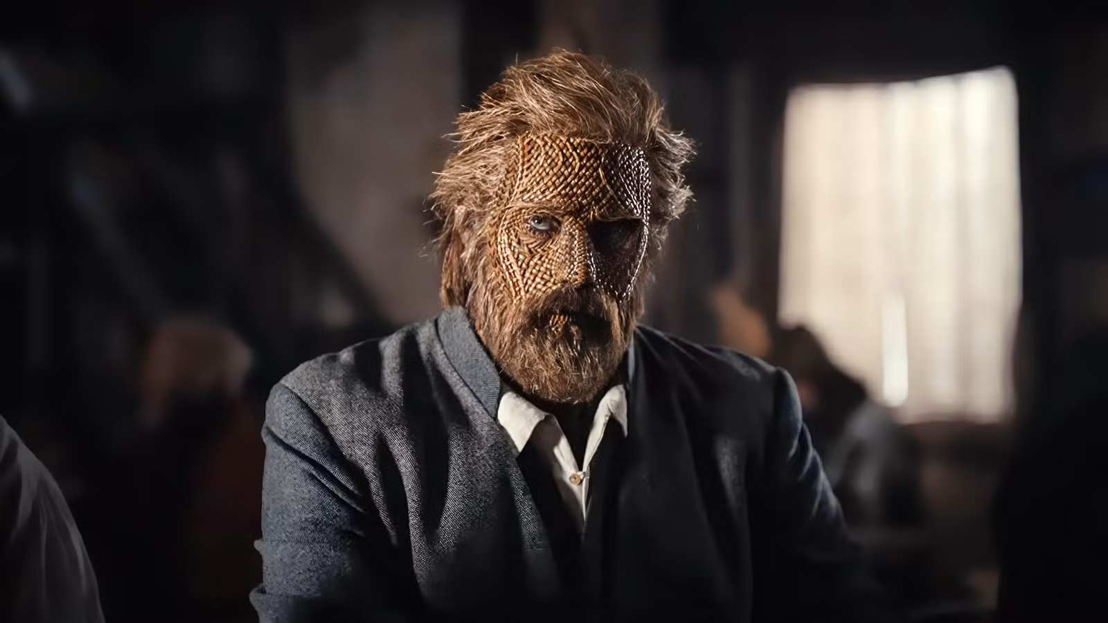 Wicker: Alexander Skarsgård vira marido de vime em fábula adulta com Olivia Colman